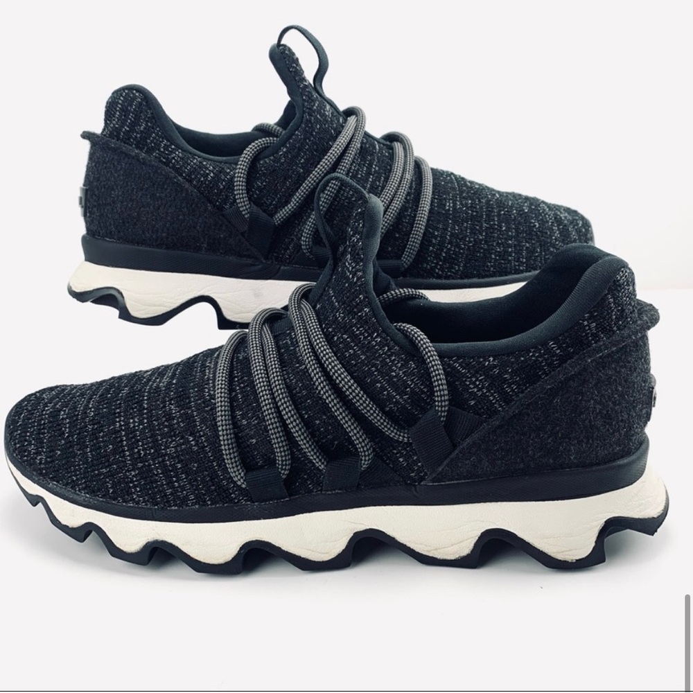 ♟Sorel Kinetic Lace Sneaker♟